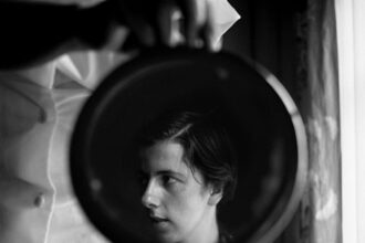 Vivian Maier Autoportrait 13 330x220