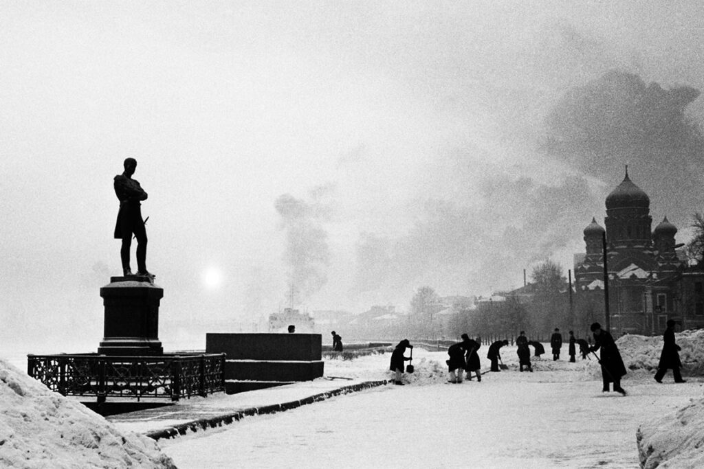 Masha Ivashintsova, la « Vivian Maier russe » : histoire, œuvres, héritage Leningrad,