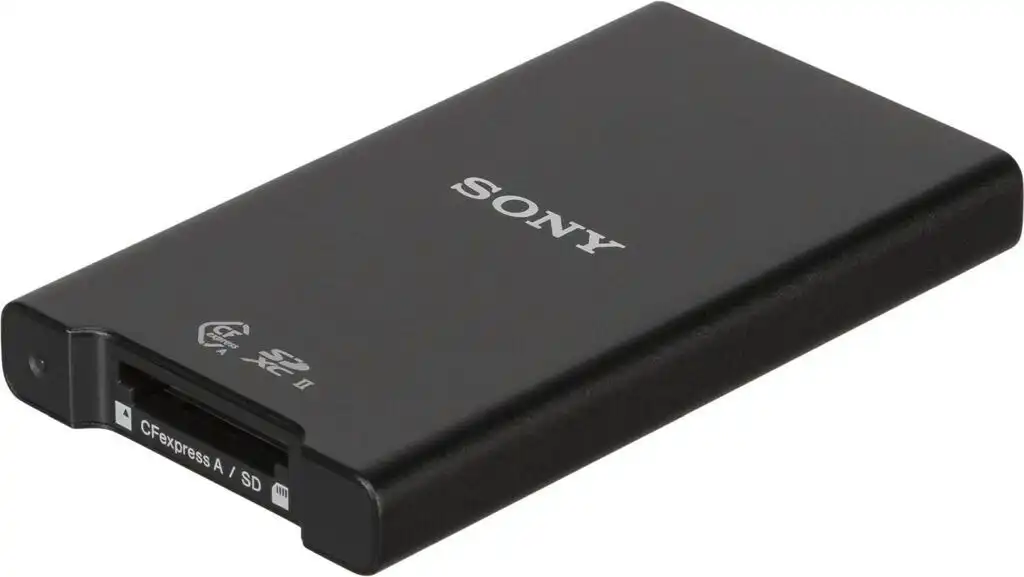 Les meilleurs lecteurs CFexpress Type-A pour transférer vos images Sony MRW-G2